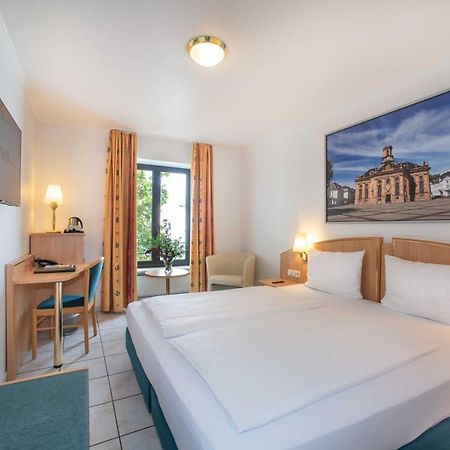 Uno Hotel Posthof سارلويس المظهر الخارجي الصورة
